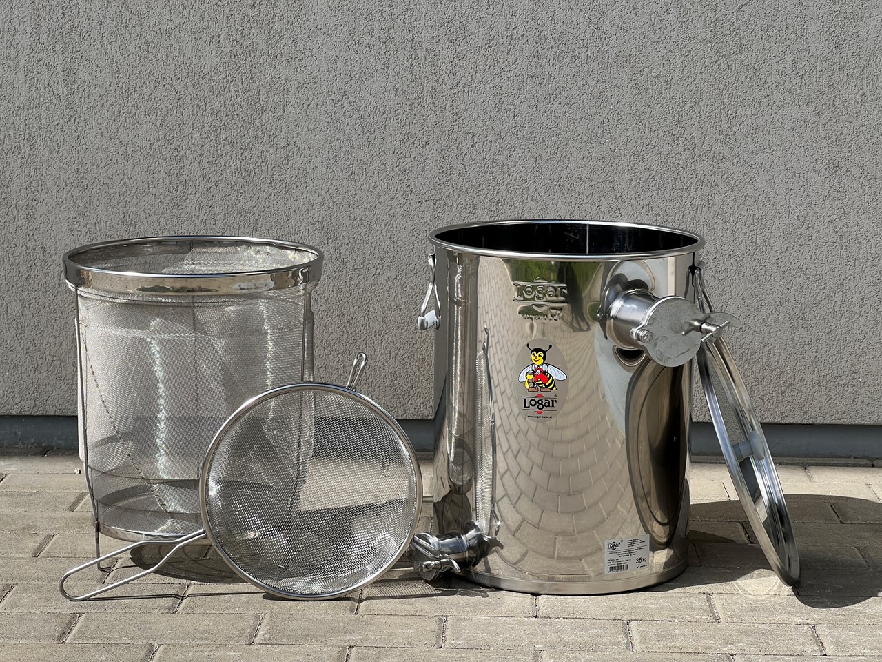 Logar collection sieve bucket 35 kg – sieve bucket with non-clogging fine sieve